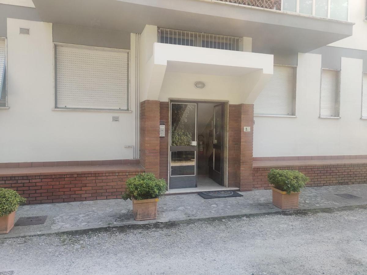 Appartamento Nelly - Per 4 Persone - Caray Park - Sale Marasino - Lago D'Iseo Marone Dış mekan fotoğraf